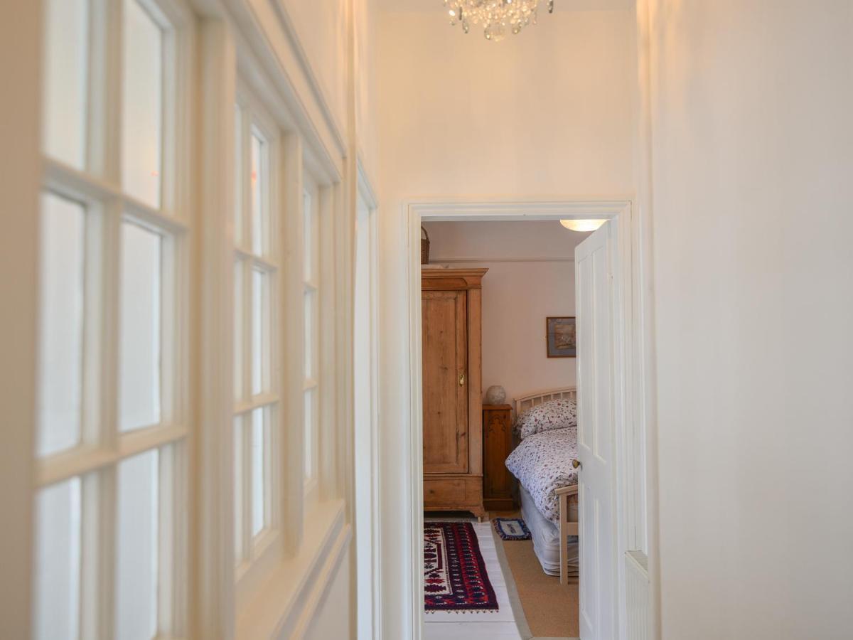 Naunton Cottage Lyme Regis Exterior foto
